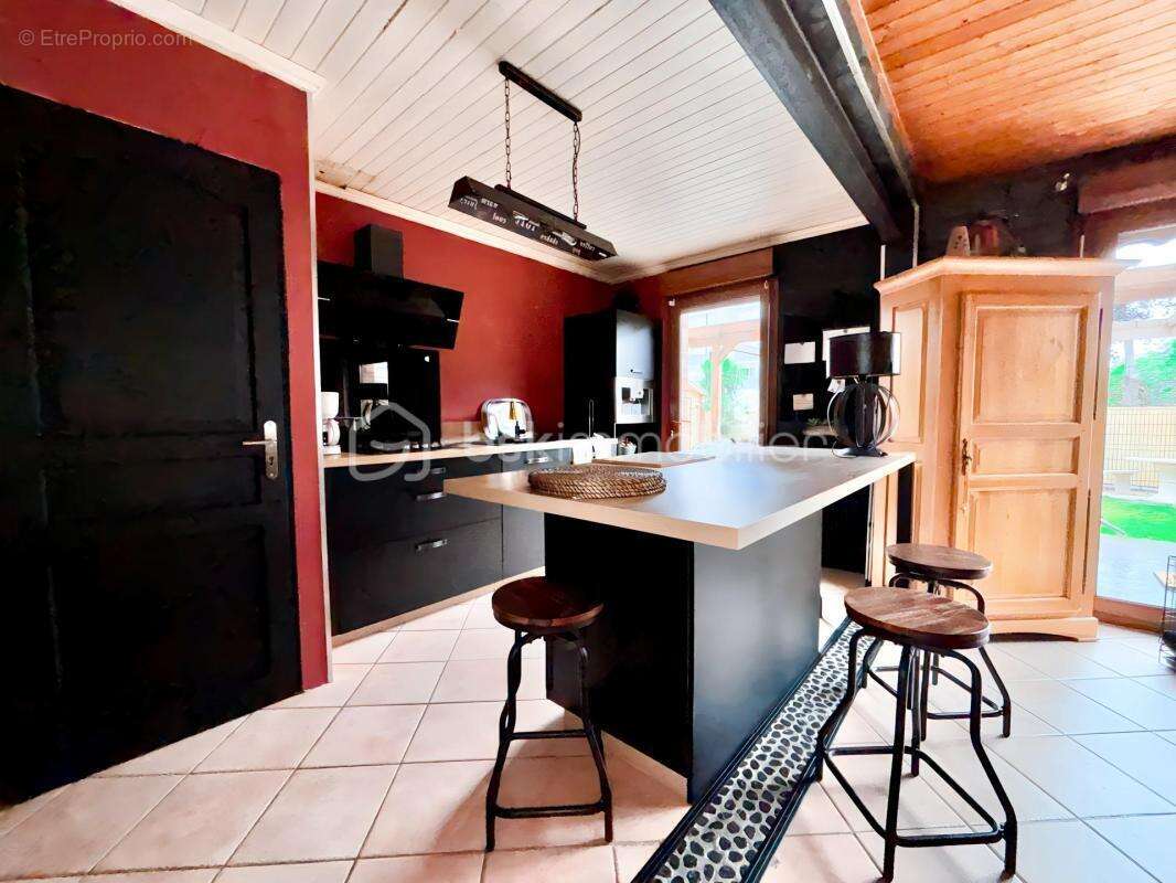 Maison à DOUCHY-LES-MINES