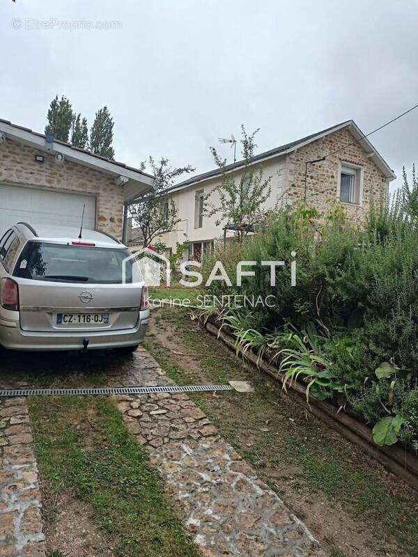 Photo 1 - Maison à SAINTE-RADEGONDE