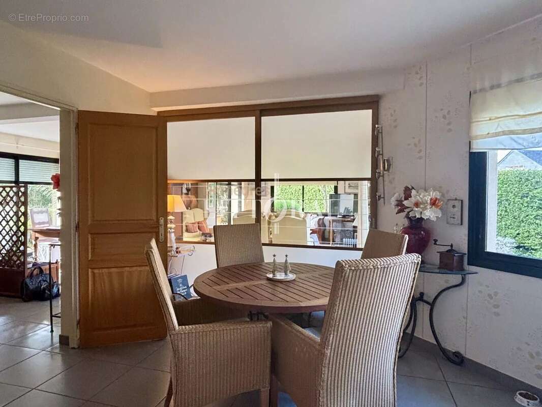 A Perros-Guirec, maison contemporaine dans un quartier prisé - photo 11