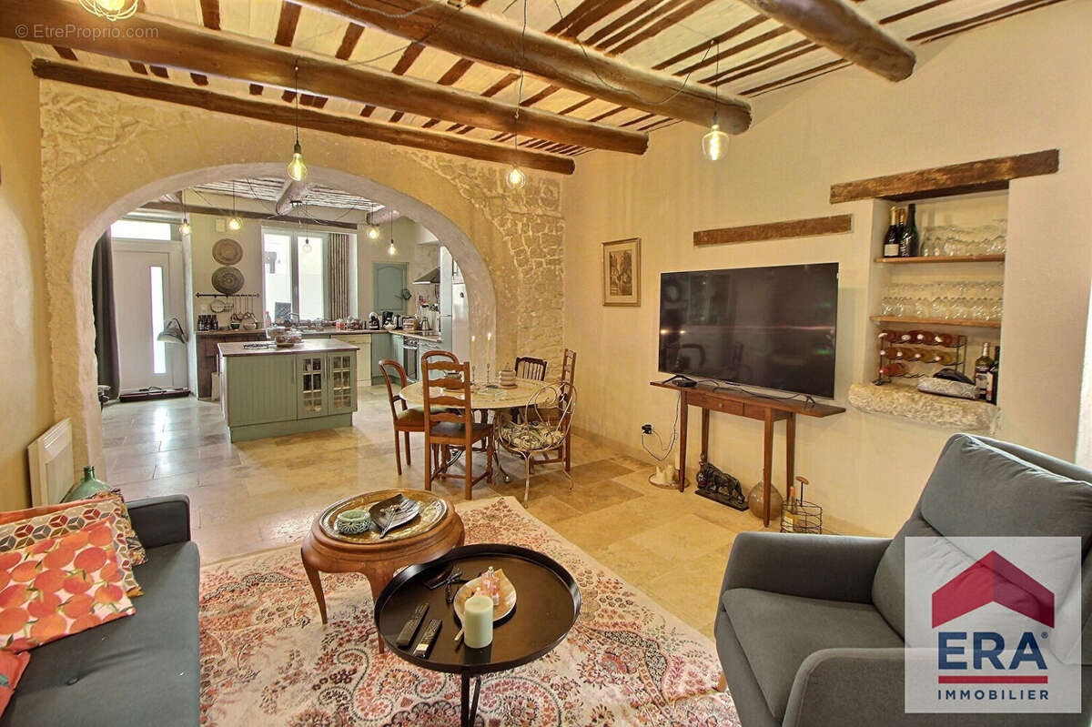 Maison à MONDRAGON
