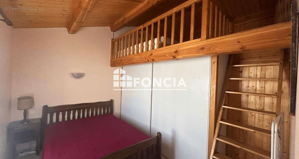 Maison à L&#039;EPINE