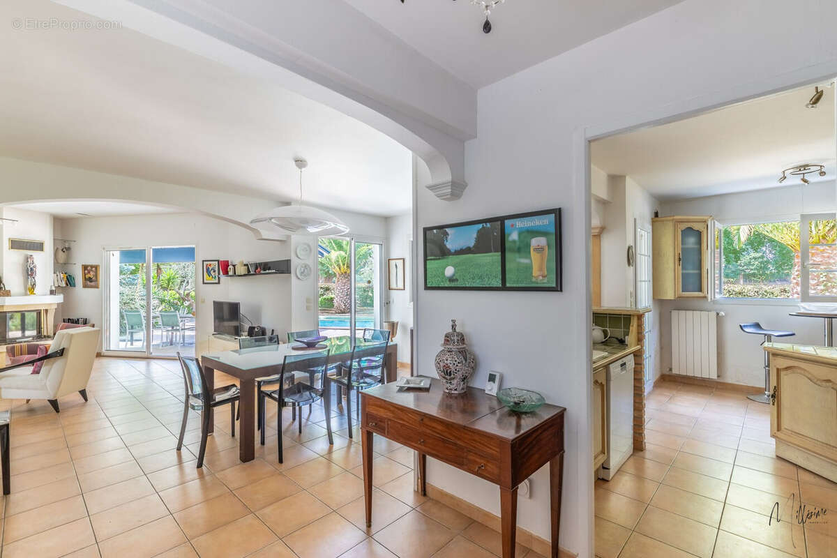 Maison 148 m² à Bassussarry  - photo 5