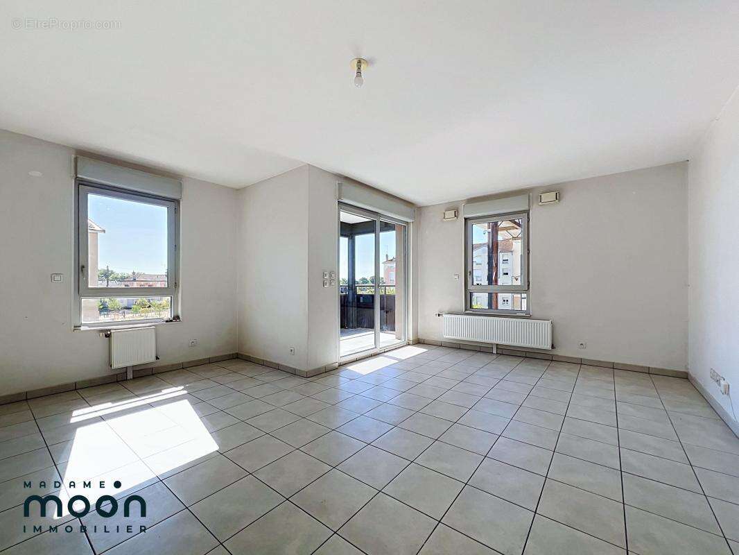 Appartement à OULLINS