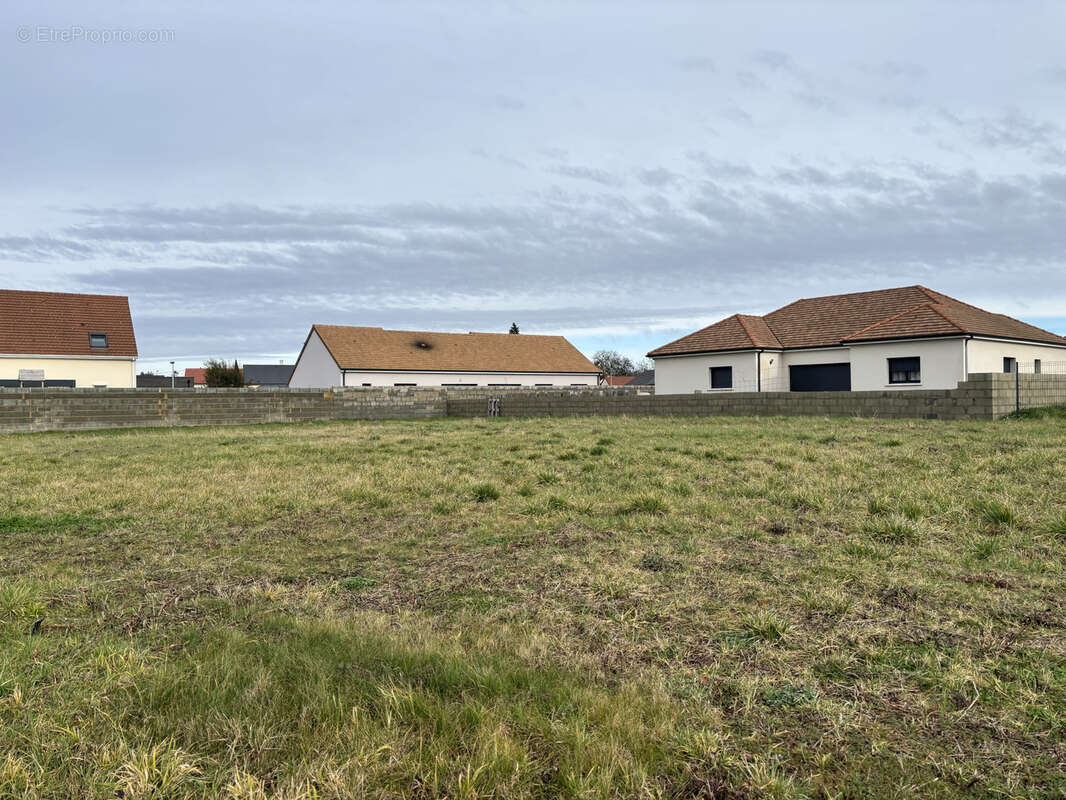 Terrain à CHATELLERAULT