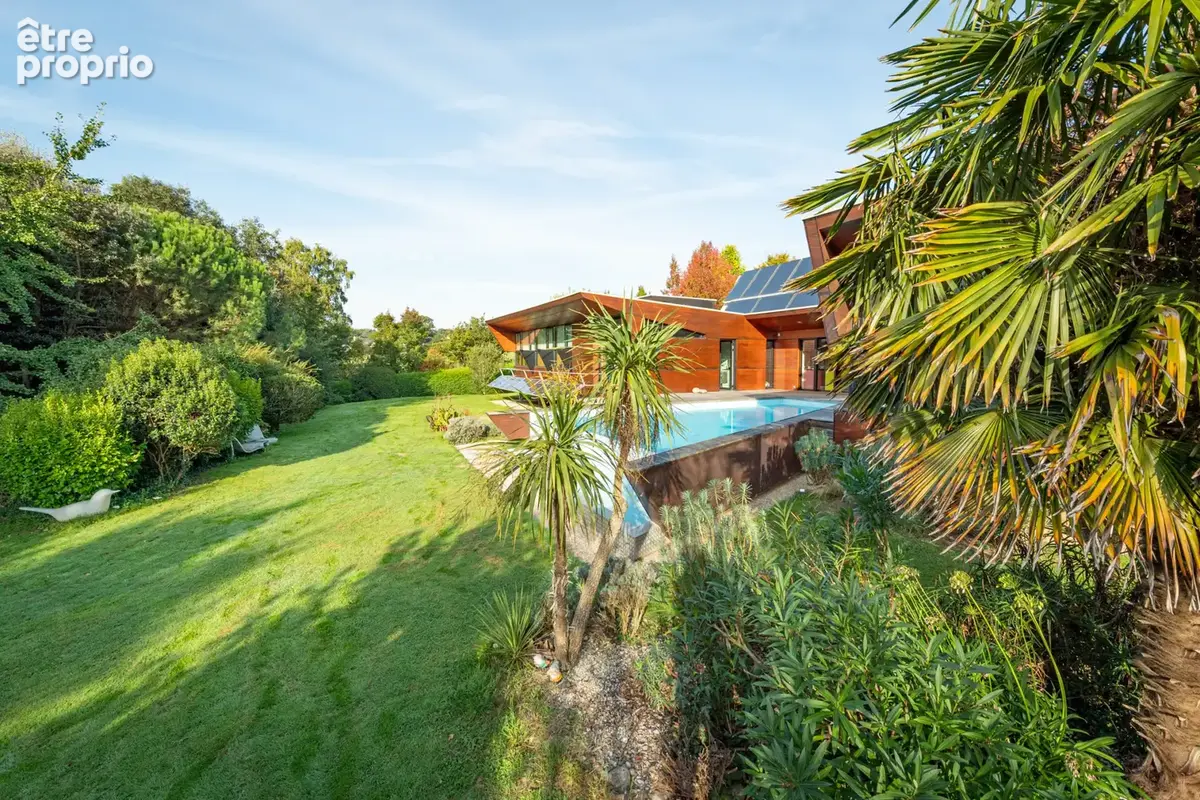 En exclusivité ! Maison d'architecte de 308 m2  à Arradon, secteur prisé du Golfe du Morbihan ! - photo 2