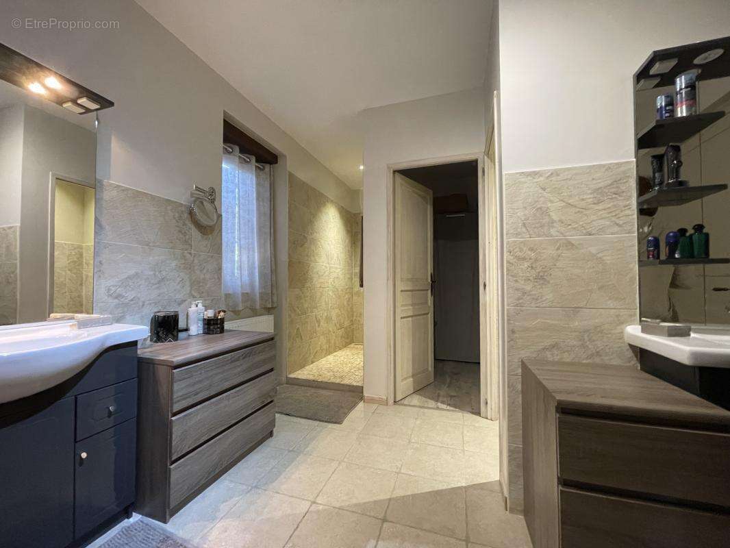 Maison à LISLE-SUR-TARN