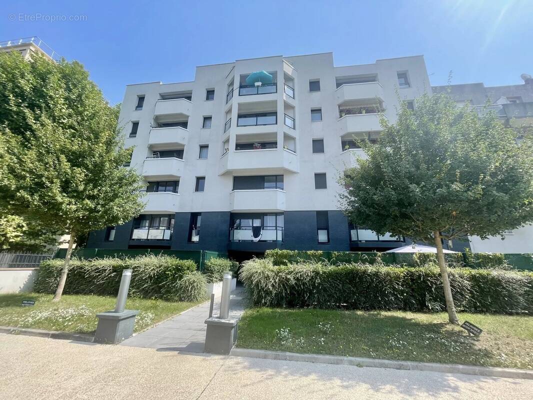Appartement à LIVRY-GARGAN
