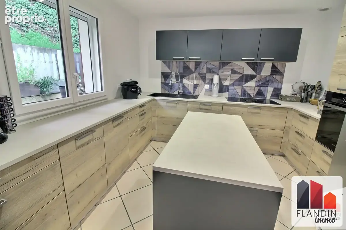Maison 5 pièces 139 m² à vendre à Irigny (69540) - photo 8