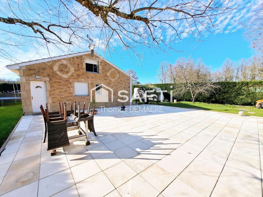 Photo 2 - Maison à REIGNAC