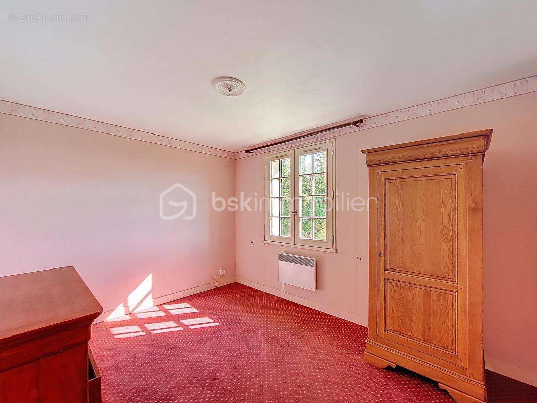 Maison à MONTFARVILLE