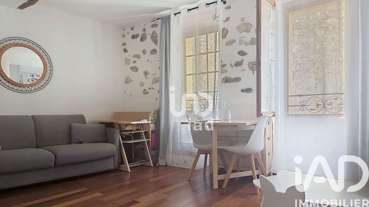 Photo 2 - Appartement à ROQUEBRUNE-CAP-MARTIN
