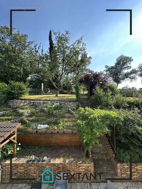 Maison à PETIT-COURONNE