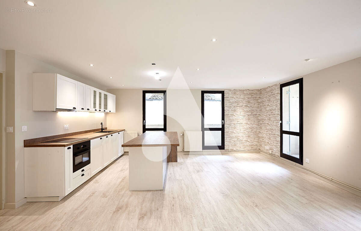 Appartement à VILLEFRANCHE-SUR-SAONE