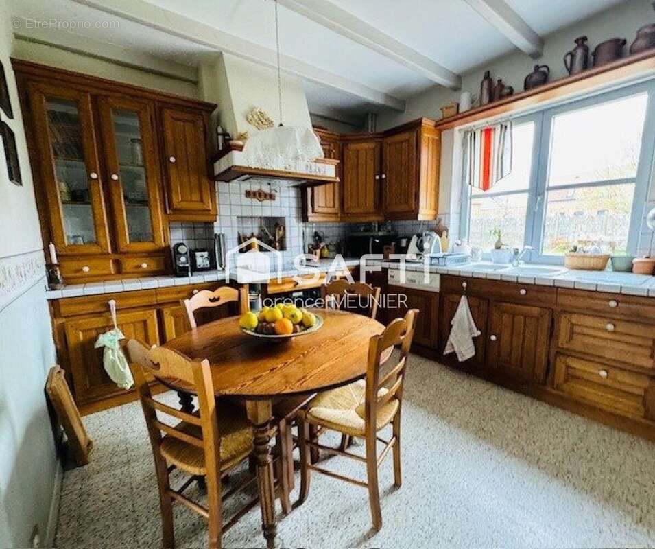 Maison 166 m² à Ennevelin  - photo 4