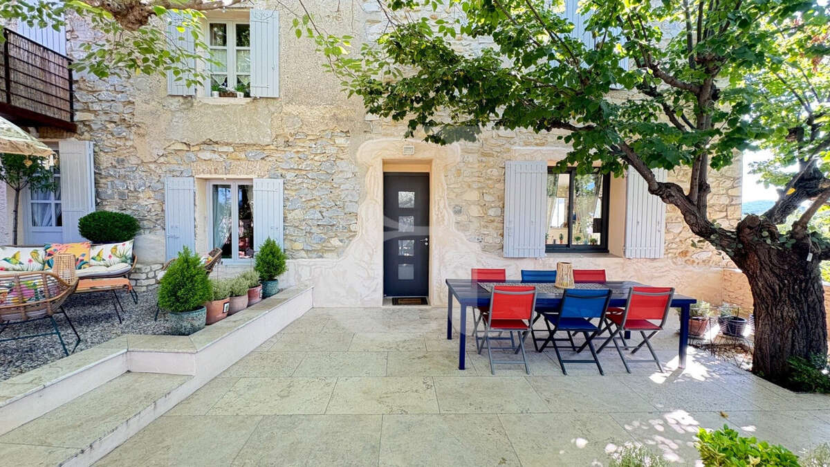 Maison à VAISON-LA-ROMAINE