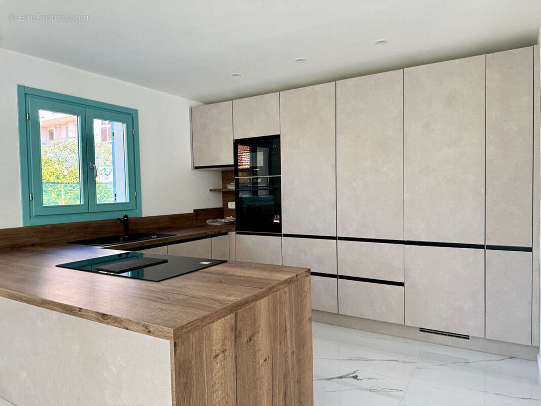 Maison à CAGNES-SUR-MER