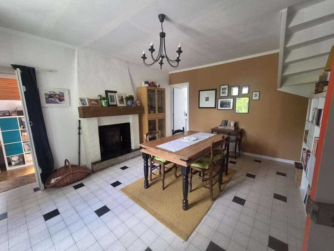 Maison 92 m² à Bolazec  - photo 3