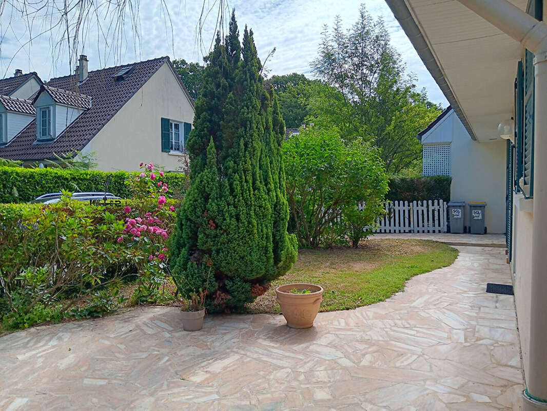 Maison à MAUREPAS