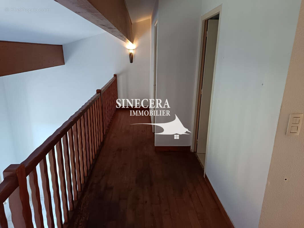 Maison 250 m² à Riberac  - photo 8