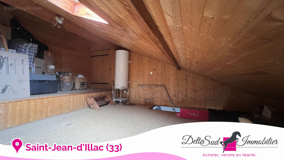 Maison à SAINT-JEAN-D'ILLAC