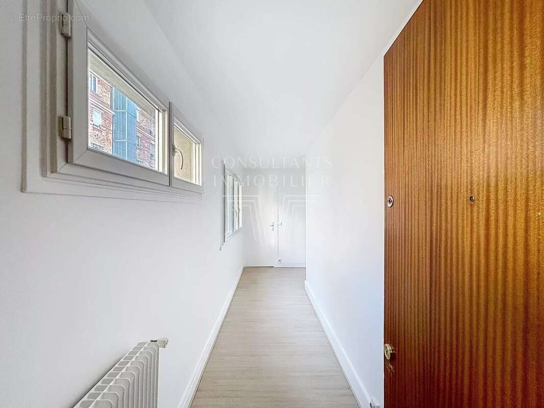 Appartement à NEUILLY-SUR-SEINE