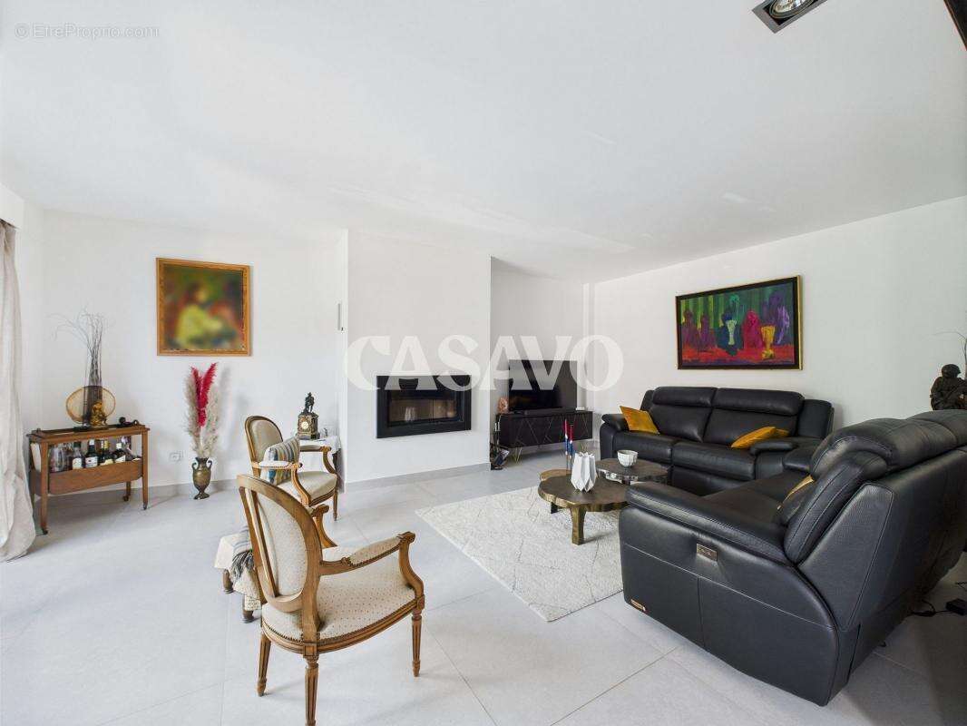 Maison à CHAMPIGNY-SUR-MARNE