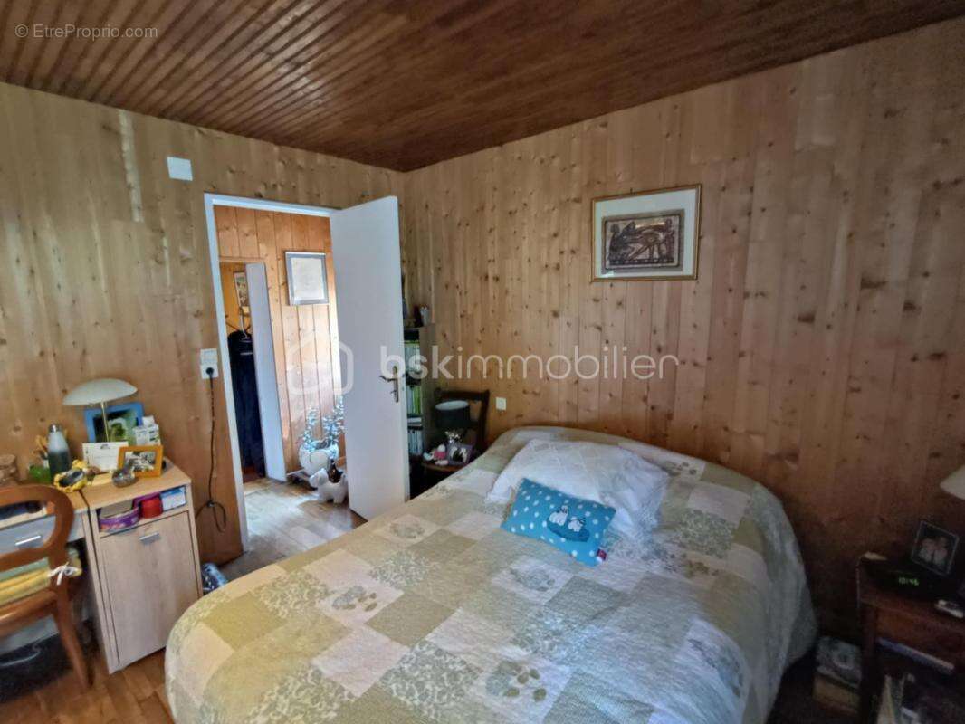 Vends Maison de 81 m2, à 2 pas du Centre Ville de Belvès, avec Cour / Patio - photo 7