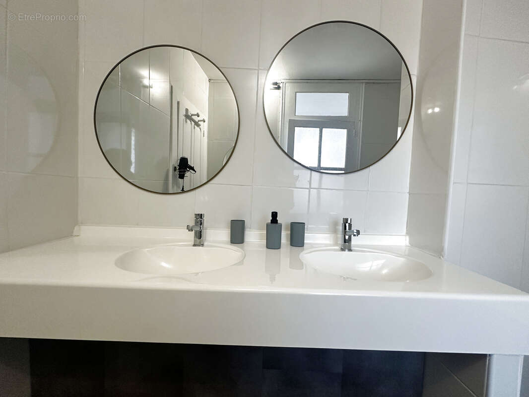 Maison à DECAZEVILLE