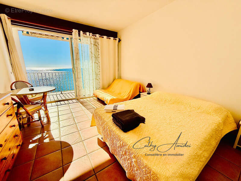 OLMETO-PLAGE (CORSE) : A vendre Studio en bord de mer, terrasse, dernier étage, accès direct à la plage - photo 4