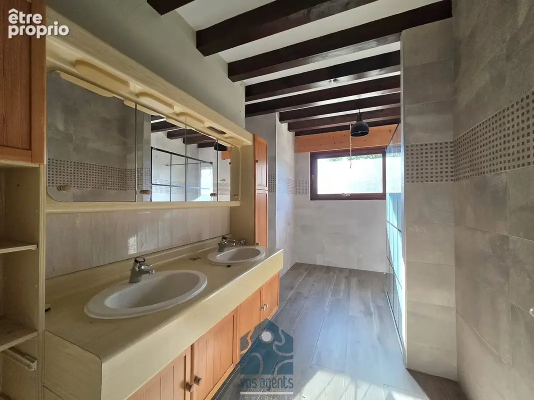 Propriété 6 pièces 4 chambres avec grange, cave, maison d'ami et dépendances - photo 13