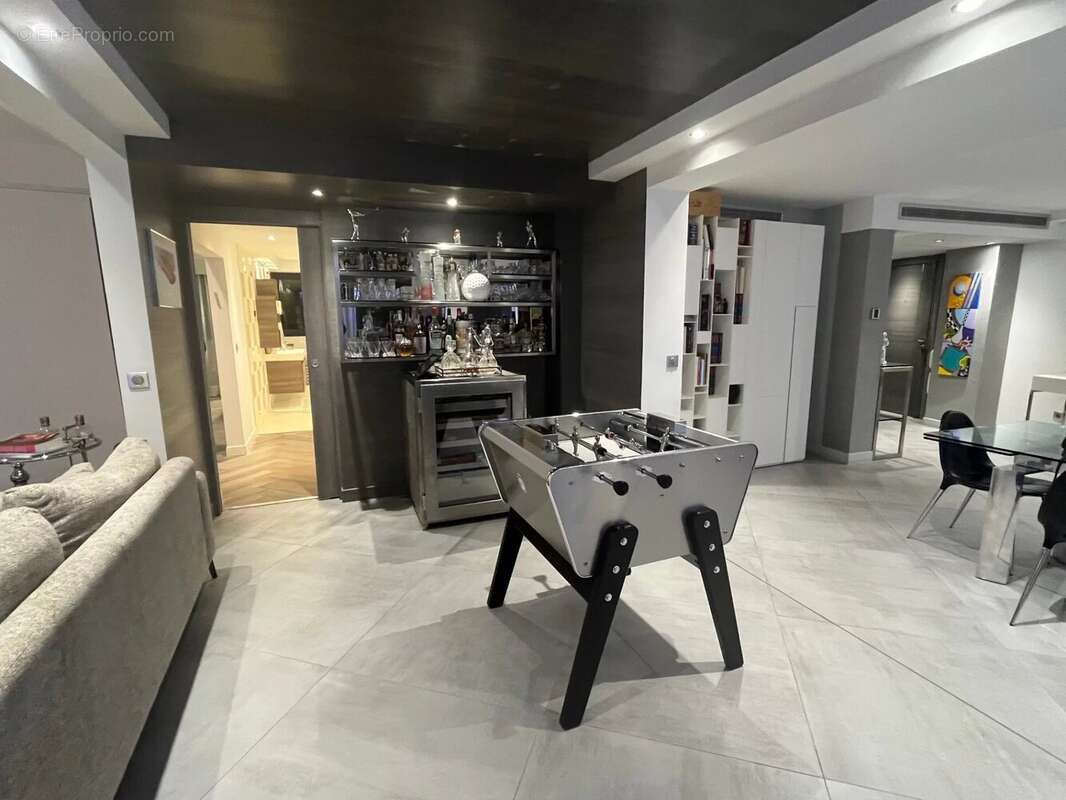 Appartement à MANDELIEU-LA-NAPOULE