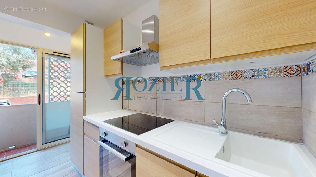 Appartement à VALLAURIS