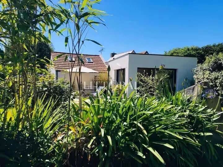 Maison à PLEUMEUR-BODOU