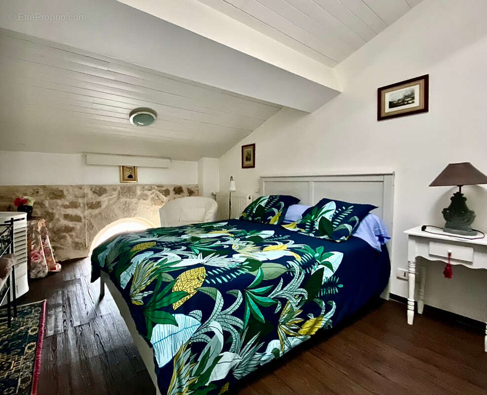 Maison à SAINT-EMILION