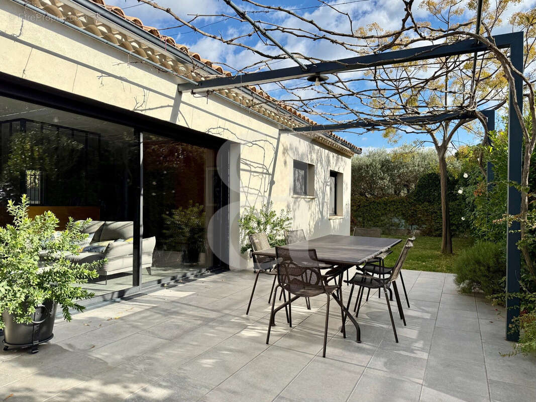 Maison à SAINT-REMY-DE-PROVENCE