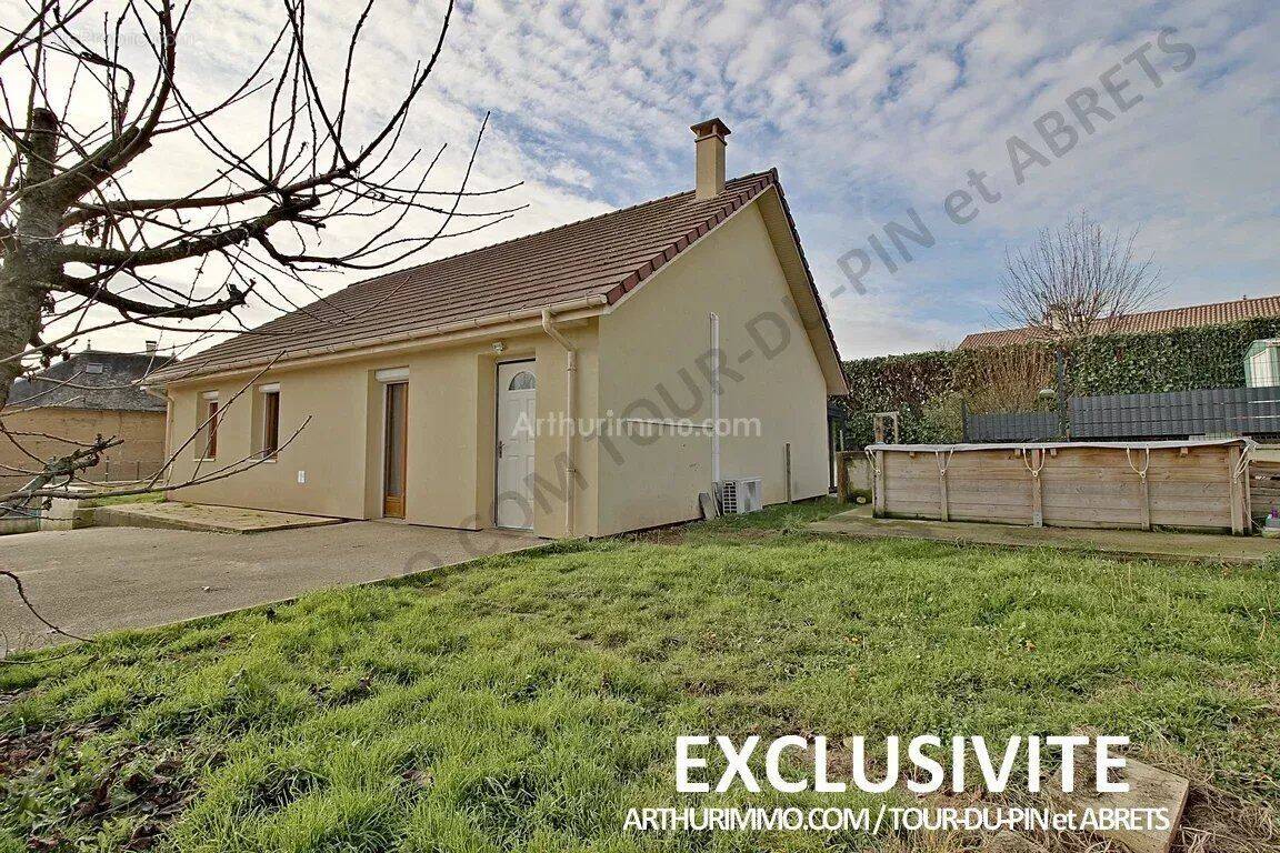 Maison à LA TOUR-DU-PIN