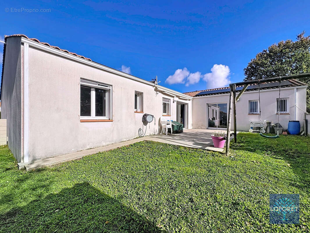 Maison à L&#039;AIGUILLON-SUR-VIE