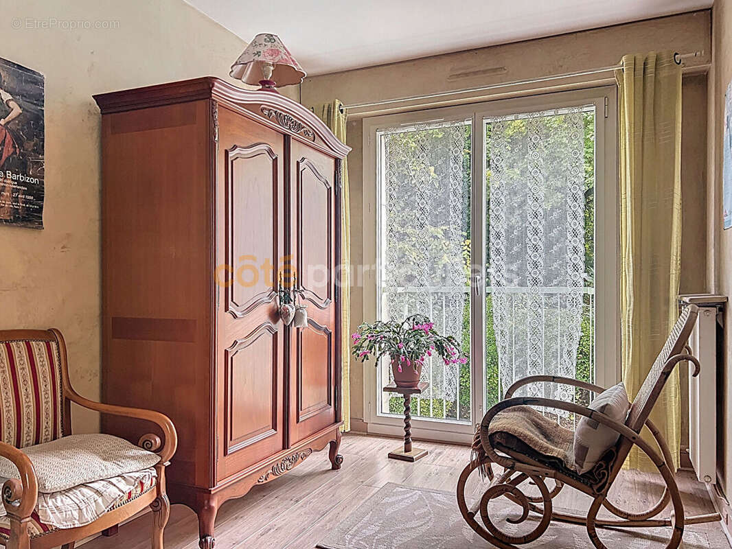 Appartement à SAINT-MAUR-DES-FOSSES