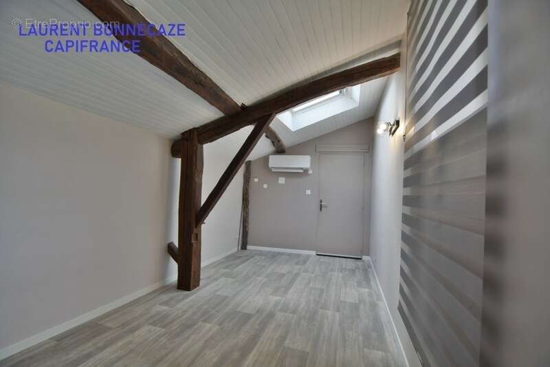 Maison à SAINT-PIERRE-DE-CLAIRAC