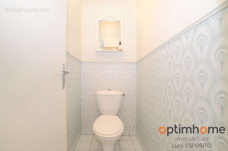 Maison à NANTEUIL-EN-VALLEE