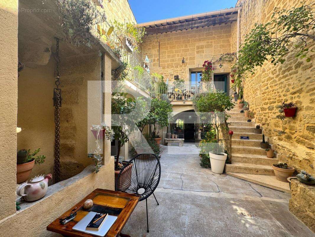 Maison à AIGUES-VIVES