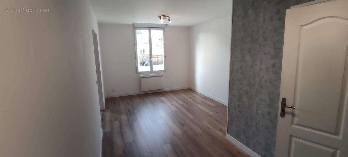 Appartement 49 m² à Lisieux  - photo 2