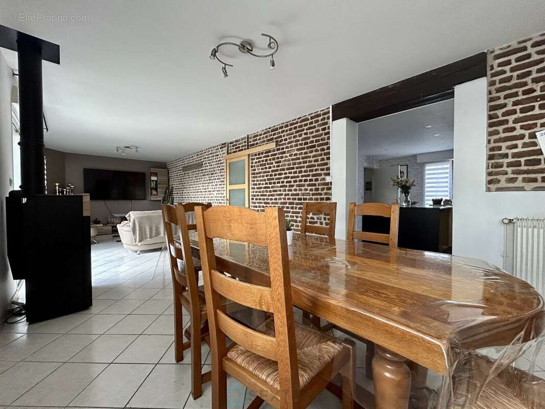 Maison à BOIRY-SAINT-MARTIN