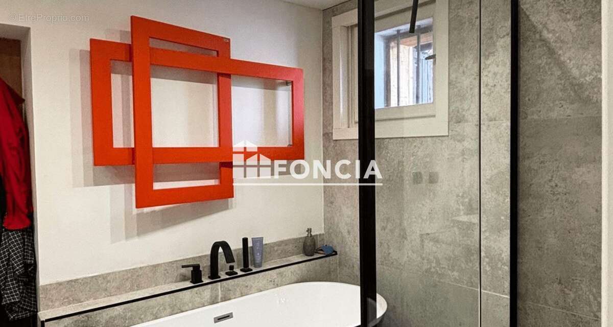 Maison à ARACHES-LA-FRASSE