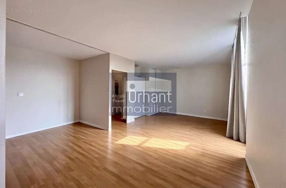 Appartement T1 bis 35,40m² Hyper Centre Vannes - photo 6
