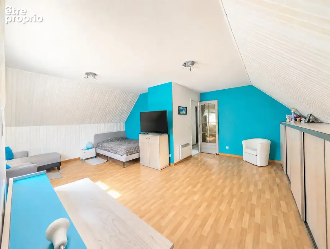 Maison individuelle 5 chambres sur un terrain de 647 m2 - photo 4
