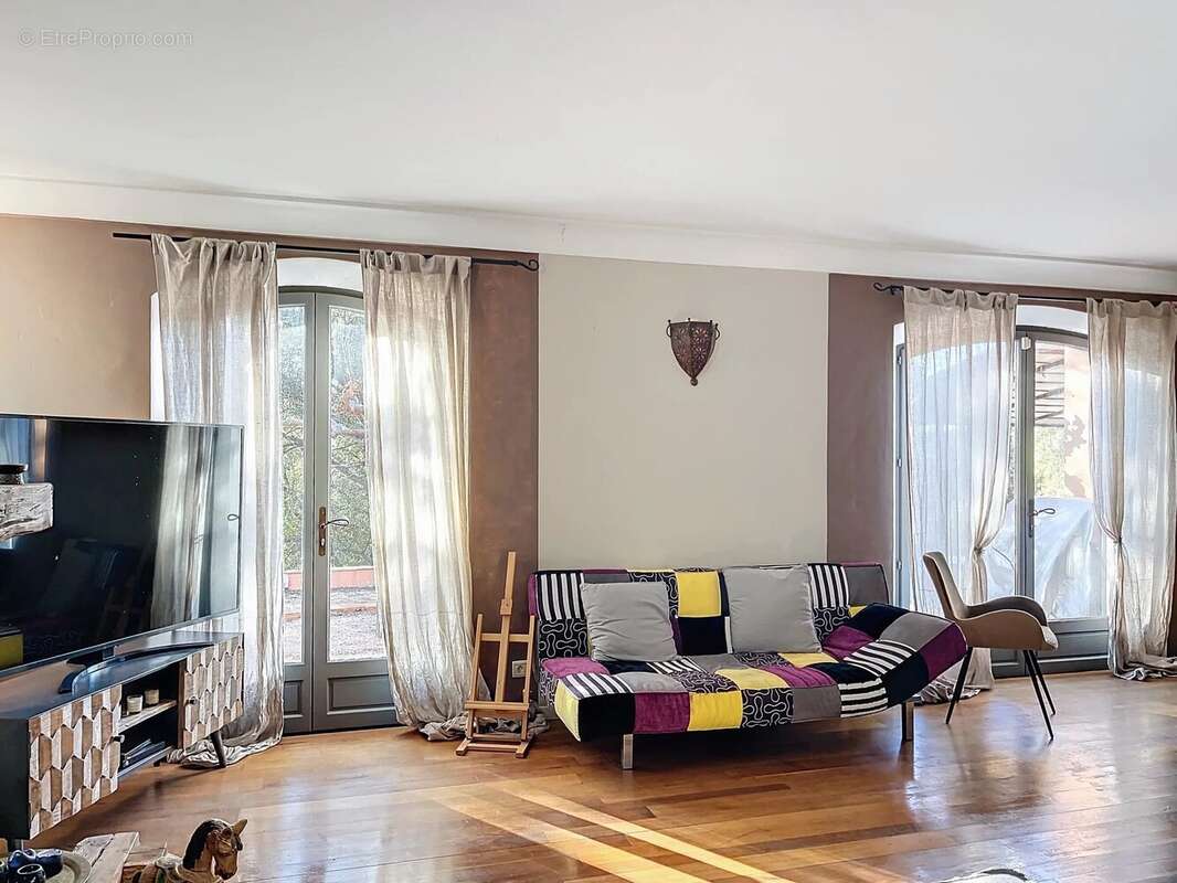 Maison à TRANS-EN-PROVENCE