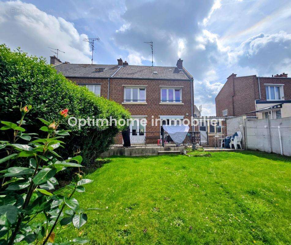 Exclusivité - Idéal investisseur - Maison GMF avec garage & jardin clos - Caudry 59540 - photo 14
