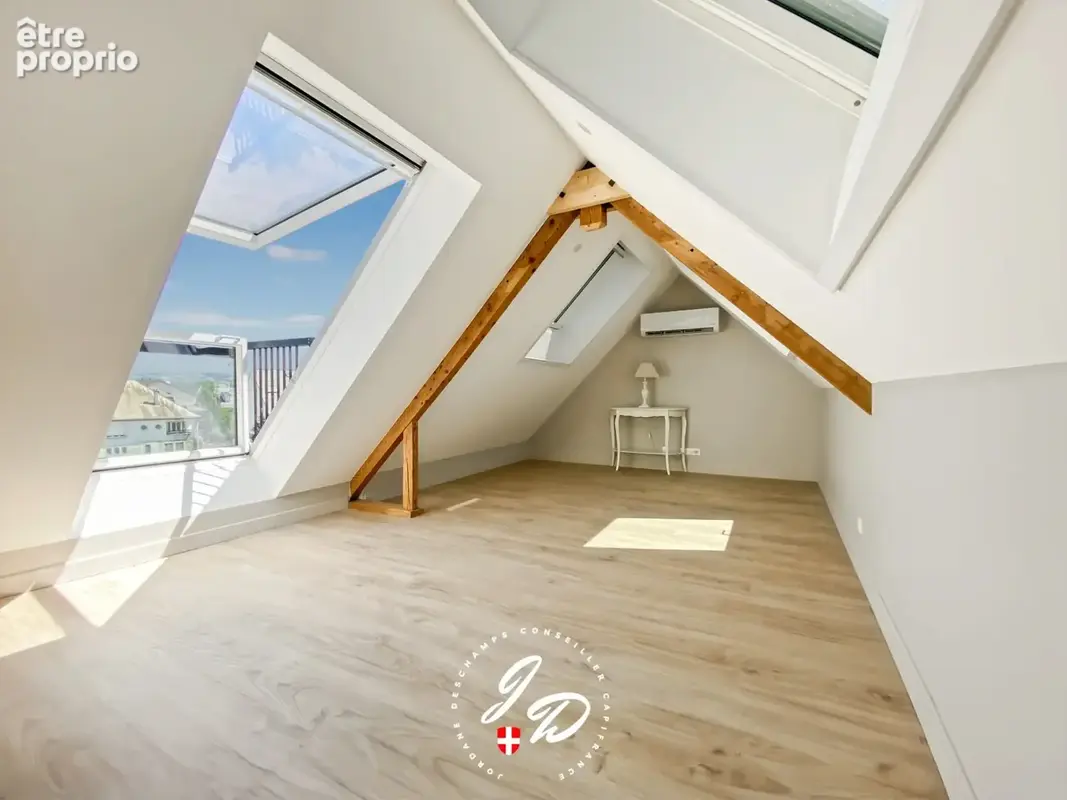 Appartement familial 5 pièces de 115 m² avec esprit maison au cœur d'Albens - photo 5