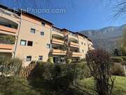 Appartement à LA BUISSE